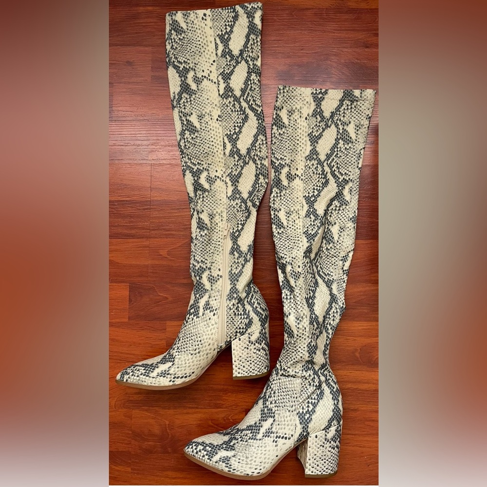 Steve Madden Jacey over the knee Boots snake print